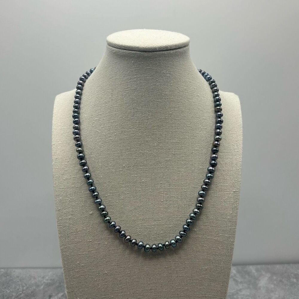 NWOT Natural Pearl Chromatic Blue Purple 18 inches Pearl Necklace Women’s Jewelr